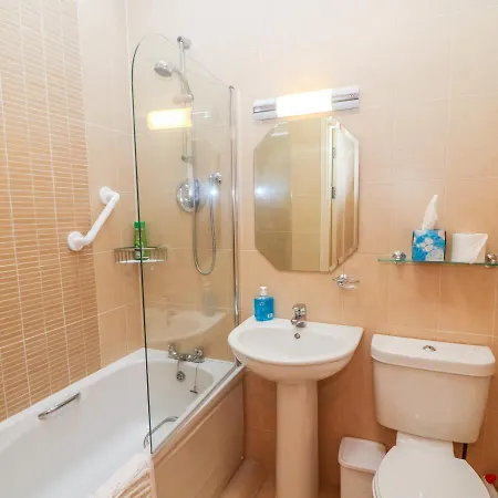 14 Apartment *